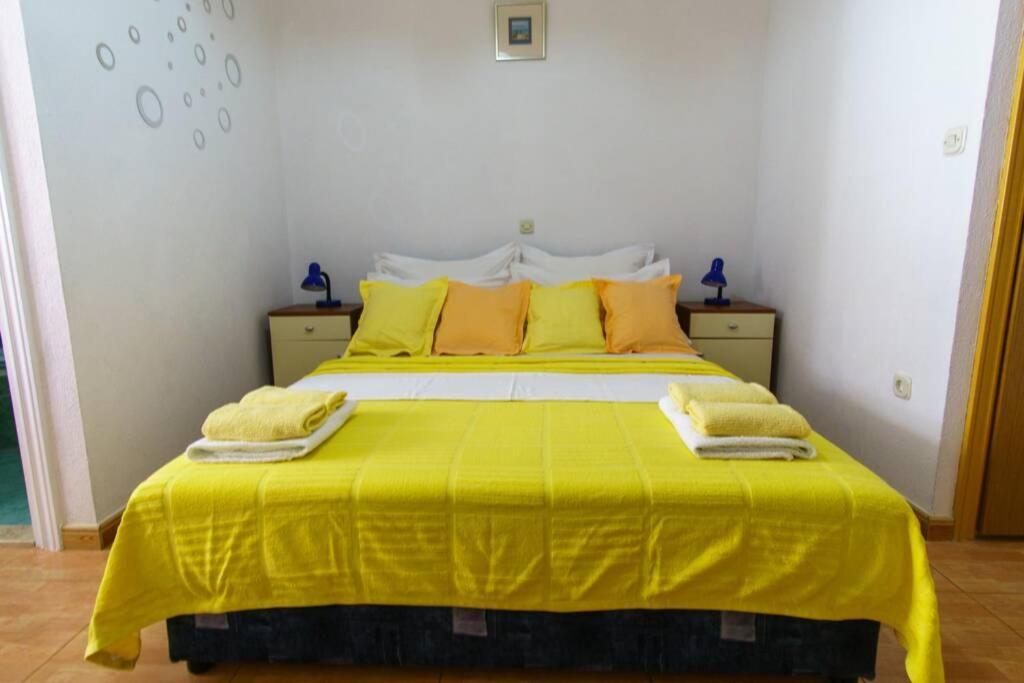 Lovely Studio Apartment For 2 Free Private Parking Makarska Ngoại thất bức ảnh